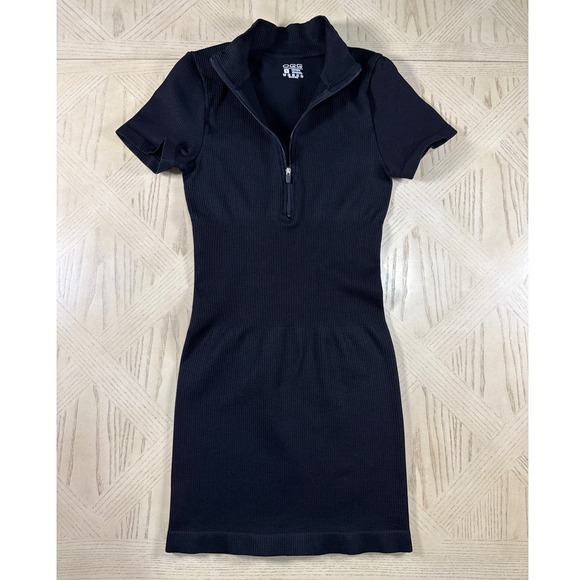 OQQ Black Ribbed Short Sleeve Zip Up Mock Neck Bodycon Mini Dress Compression S - Picture 1 of 12
